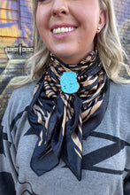 Load image into Gallery viewer, Rock Scarf Slides
