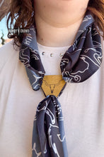 Load image into Gallery viewer, Seminole Skull Scarf Slide