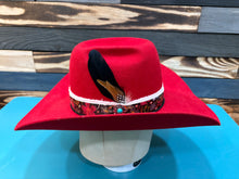 Load image into Gallery viewer, Red 3X Felt Rodeo King